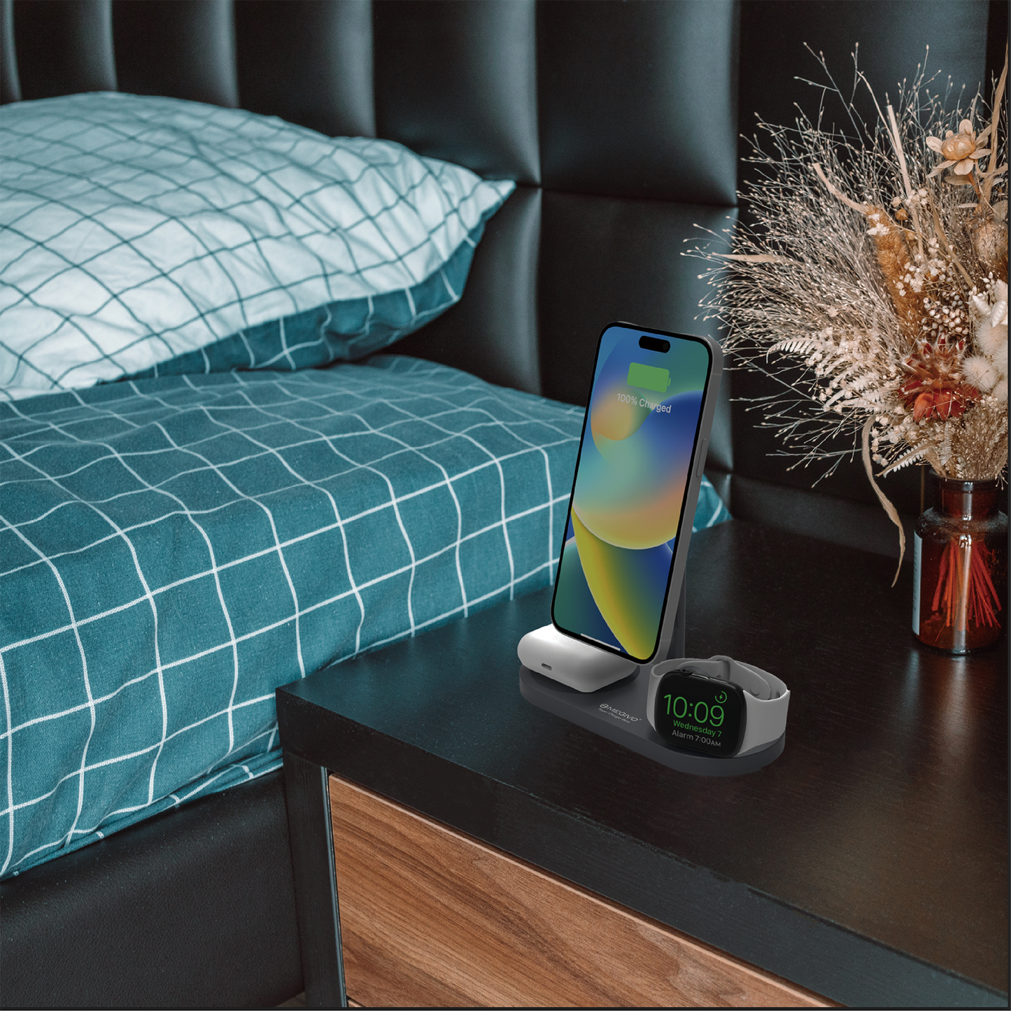 MagBoost Hyper Charger Deux 3 in 1 Wireless Charger